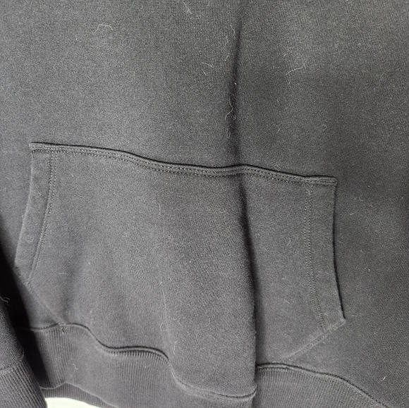 Champion Black Hoodie, Size Medium - Picture 4 of 7